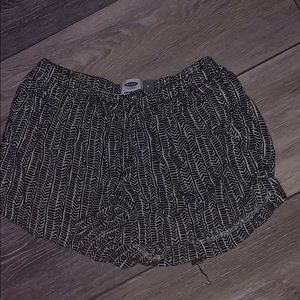 flowly patterned shorts